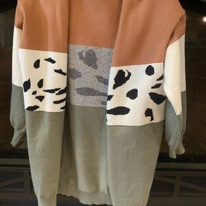 Colorblock Cardigan with Animal Print